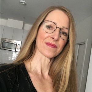 Meet your Posher, Kelly